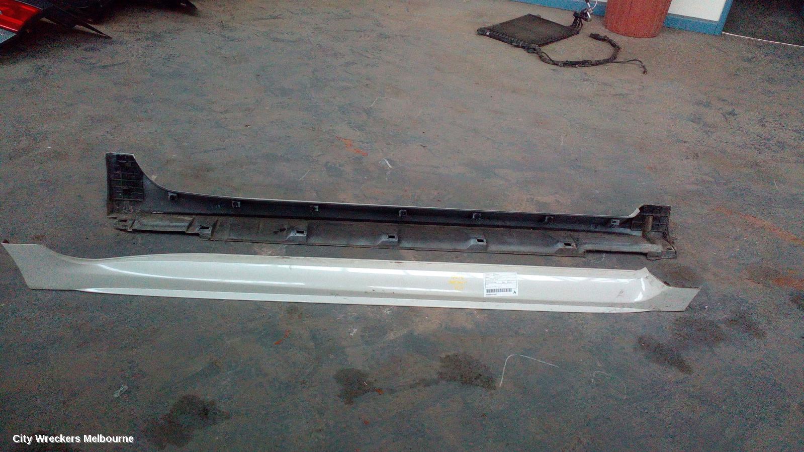 SUBARU OUTBACK SIDE STEP/SKIRT, 6TH GEN, RH SIDE, 08/2014 ONWARDS