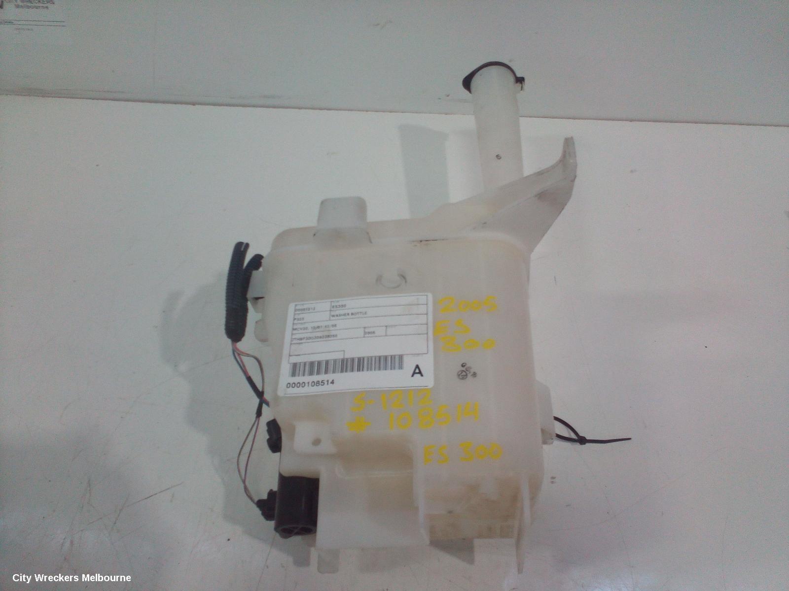 LEXUS ES300 (92-05) WASHER BOTTLE, MCV30, 10/2001 - 12/2005