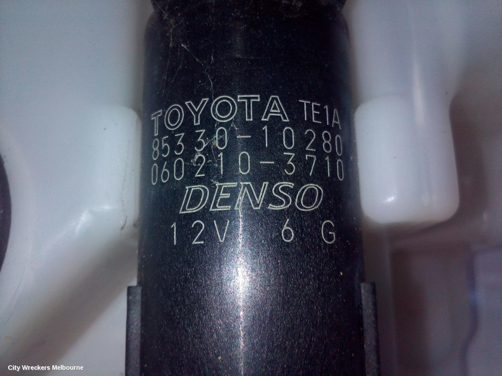 LEXUS ES300 (92-05) WASHER BOTTLE, MCV30, 10/2001 - 12/2005