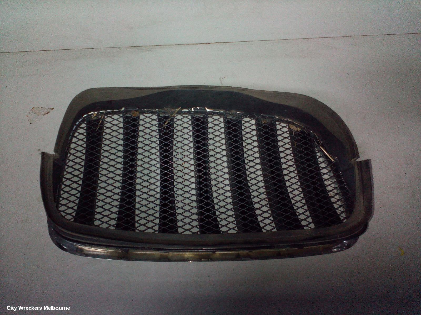 BMW X5 GRILLE, RADIATOR (RH SIDE), E70, 03/2007 - 08/2013