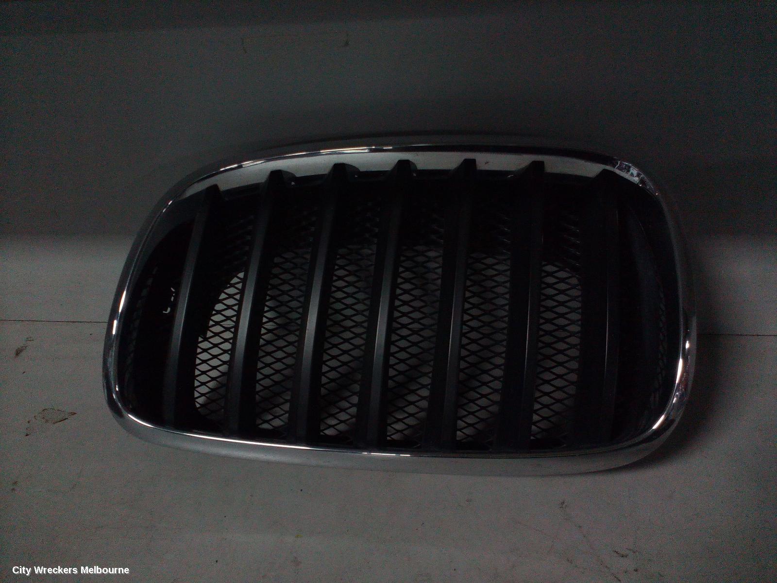 BMW X5 GRILLE, RADIATOR (RH SIDE), E70, 03/2007 - 08/2013