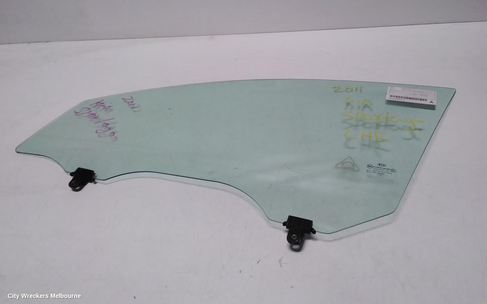KIA SPORTAGE LEFT FRONT DOOR WINDOW, SL, 07/2010 - 10/2015