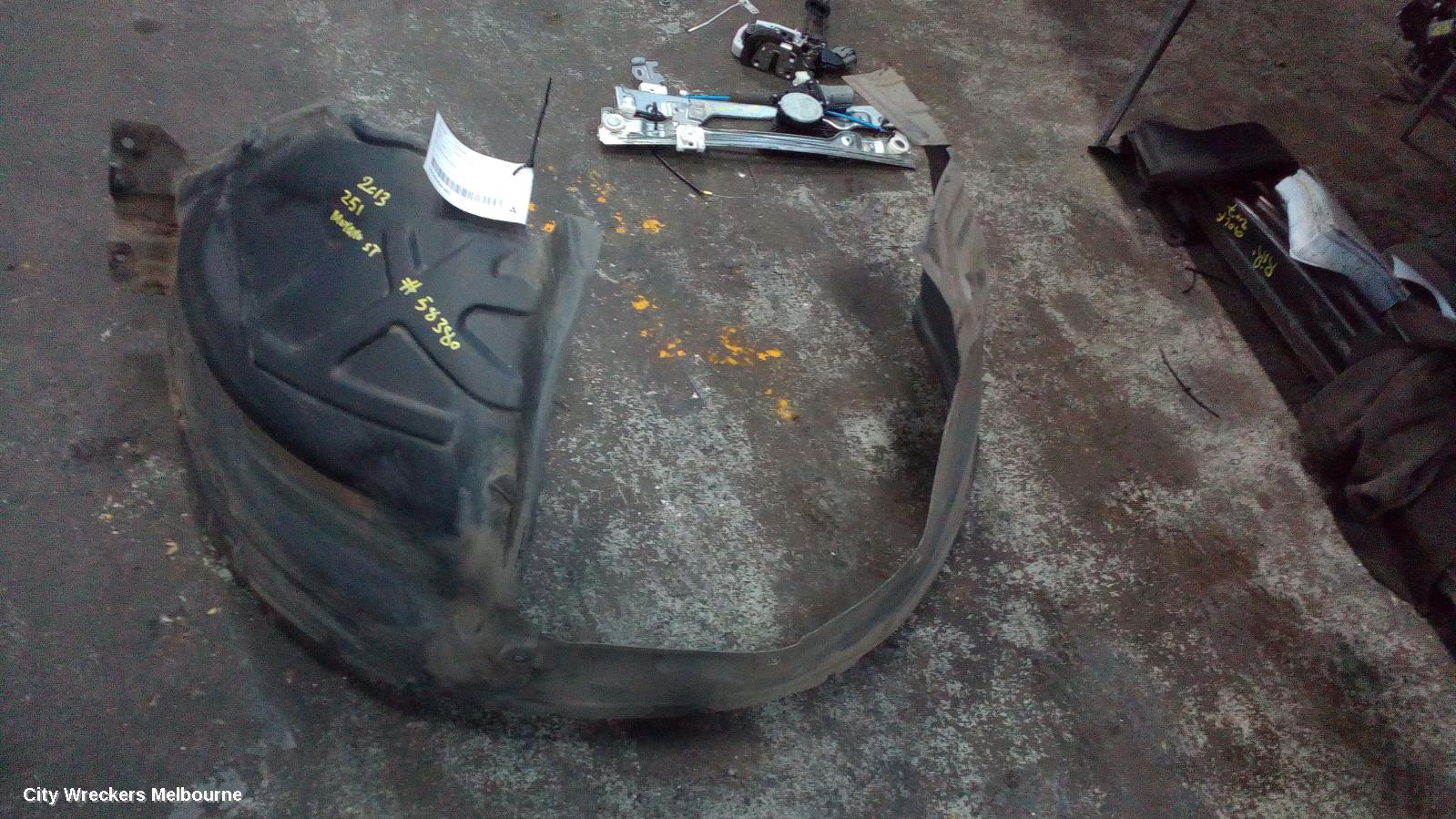 NISSAN MURANO RIGHT GUARD LINER, Z51, 12/2008 - 12/2014