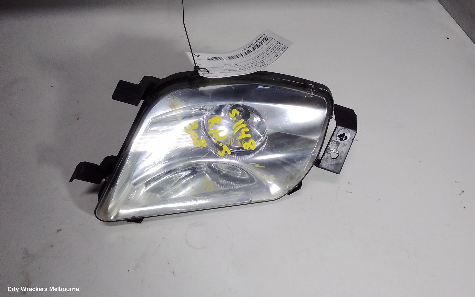 PEUGEOT 308 RIGHT INDICATOR/FOG/SIDE, BUMPER FOGLAMP, T7, 09/2007 - 07/2011