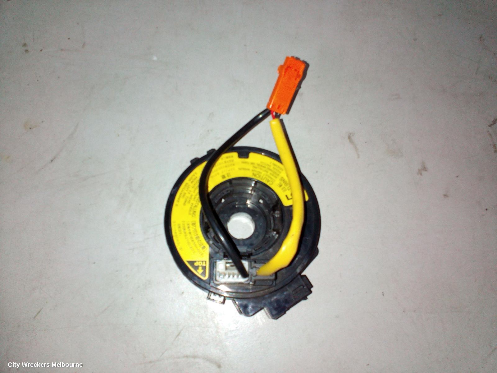 TOYOTA HIACE AIRBAG MODULE/SENSOR, CLOCKSPRING, TRH/KDH, 03/2005 - 01/2014