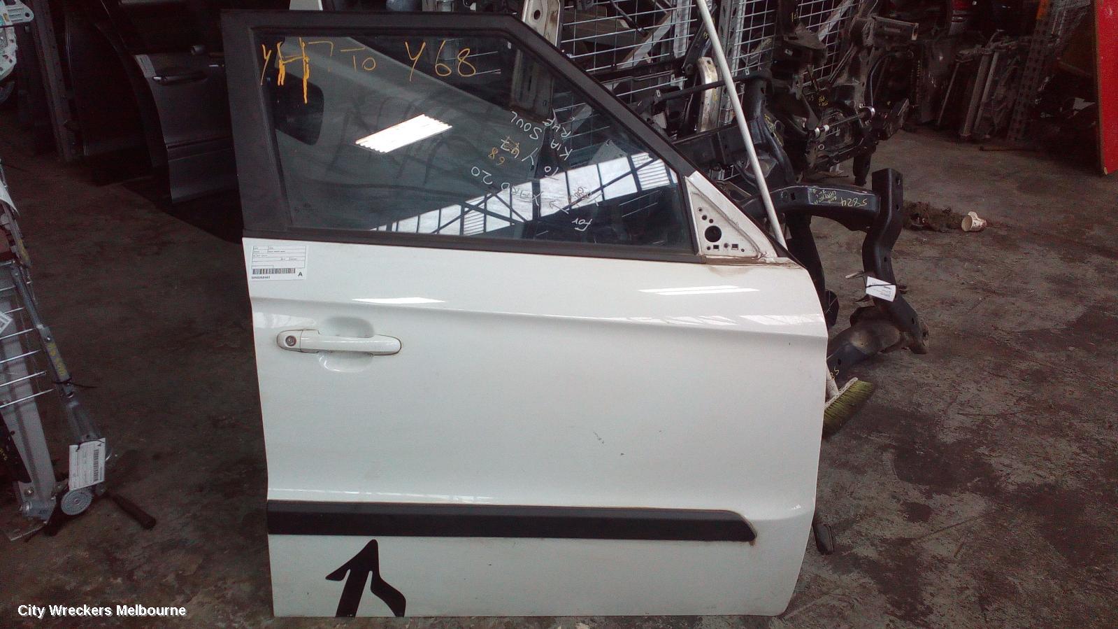 KIA SOUL RIGHT FRONT DOOR, AM, 09/2011 - 01/2014