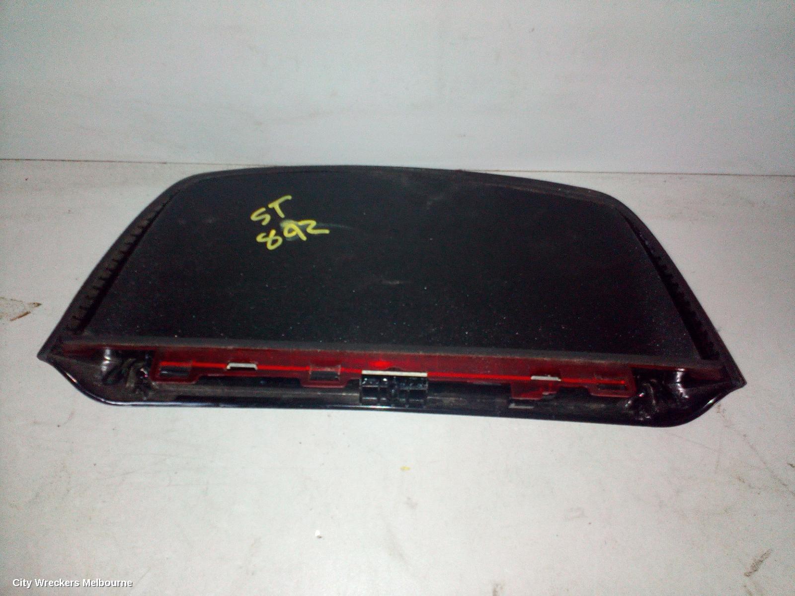 HOLDEN COMMODORE HIGH LEVEL STOPLIGHT, VF, SEDAN, 05/2013 - 12/2017