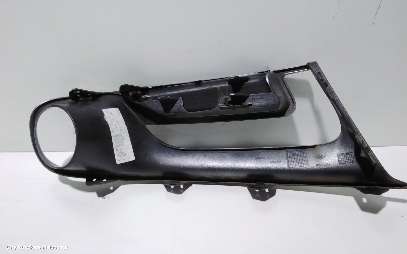 RENAULT MEGANE LEFT INDICATOR/FOG/SIDE, BUMPER FOGLAMP, X32/X95/K95, HATCH/WAGON, 07/2013 - 06/2014
