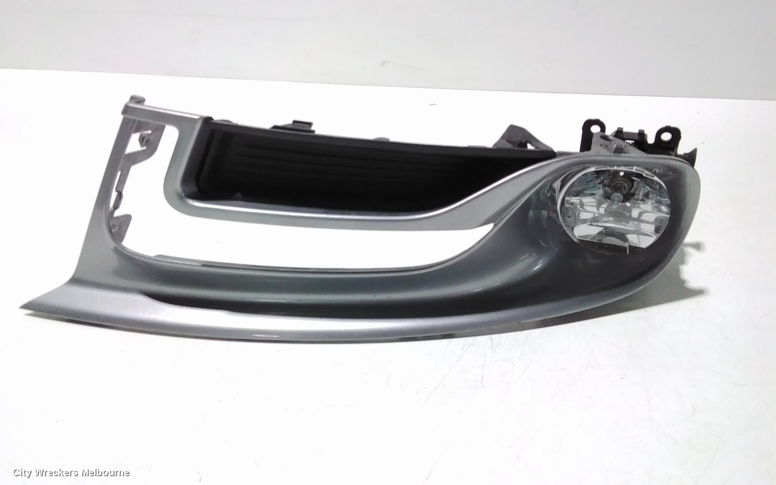 RENAULT MEGANE LEFT INDICATOR/FOG/SIDE, BUMPER FOGLAMP, X32/X95/K95, HATCH/WAGON, 07/2013 - 06/2014