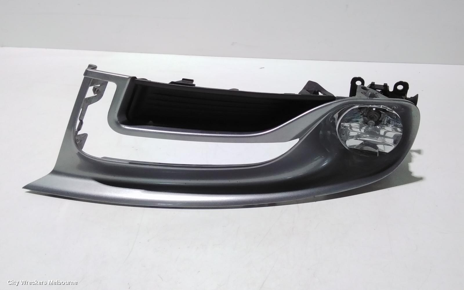 RENAULT MEGANE LEFT INDICATOR/FOG/SIDE, BUMPER FOGLAMP, X32/X95/K95, HATCH/WAGON, 07/2013 - 06/2014