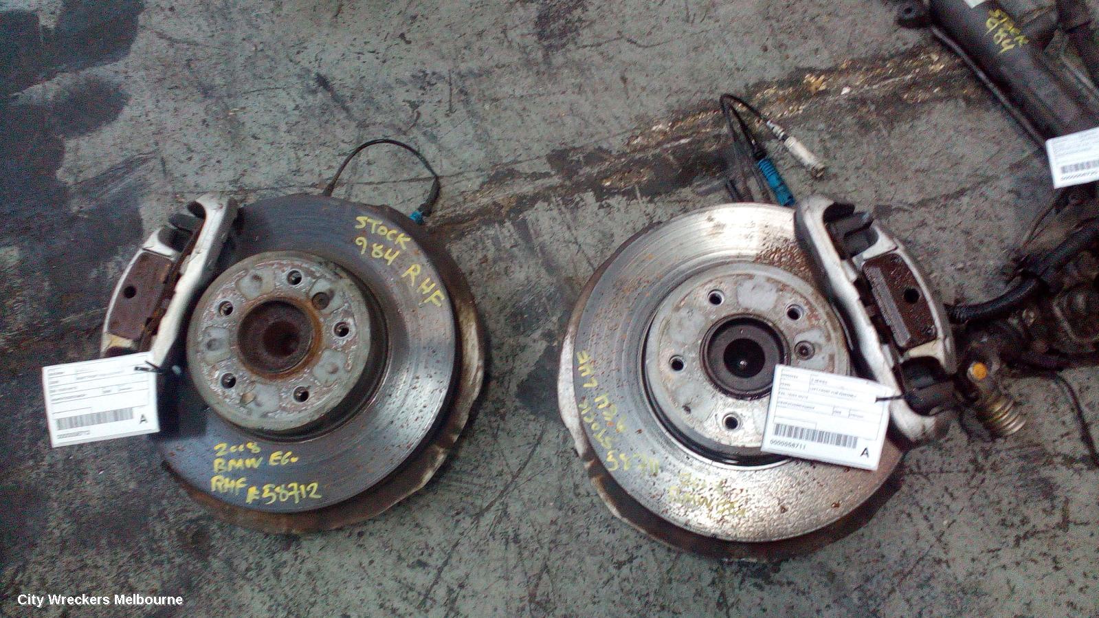 BMW 5 SERIES LEFT FRONT HUB ASSEMBLY, E60, 10/2003 - 04/2010