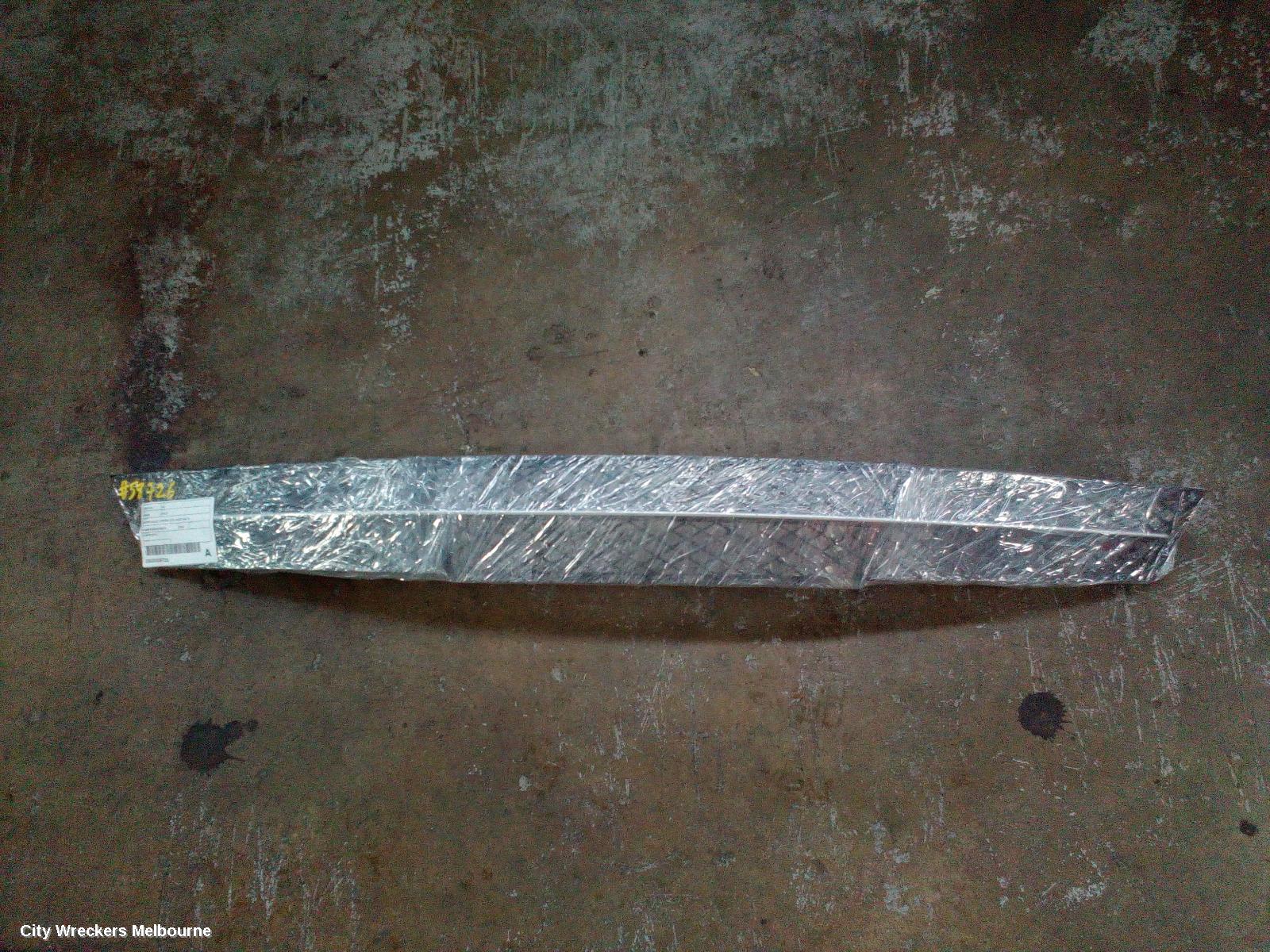 BMW 5 SERIES GRILLE, BUMPER GRILLE (CENTRE), E60, NON M SPORTS PACKAGE, 01/2007 - 04/2010