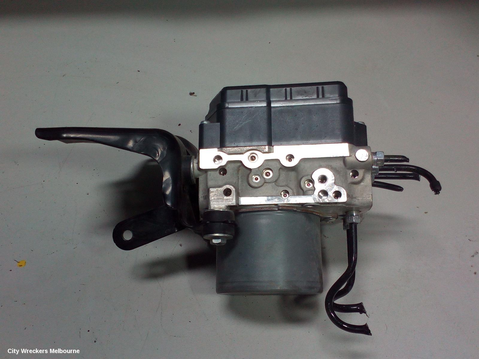 TOYOTA RAV4 ABS PUMP/MODULATOR, ASA44R, 2.5, PETROL, AUTO T/M TYPE, 12/2012 - 11/2018