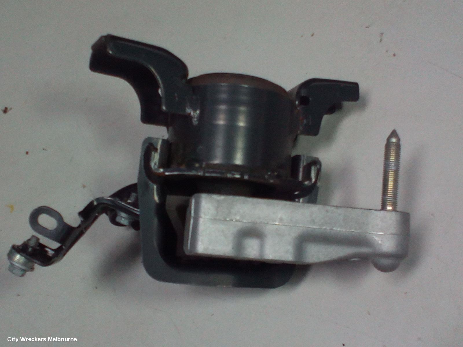TOYOTA RAV4 MOUNT, XA40, 12/2012 - 12/2018