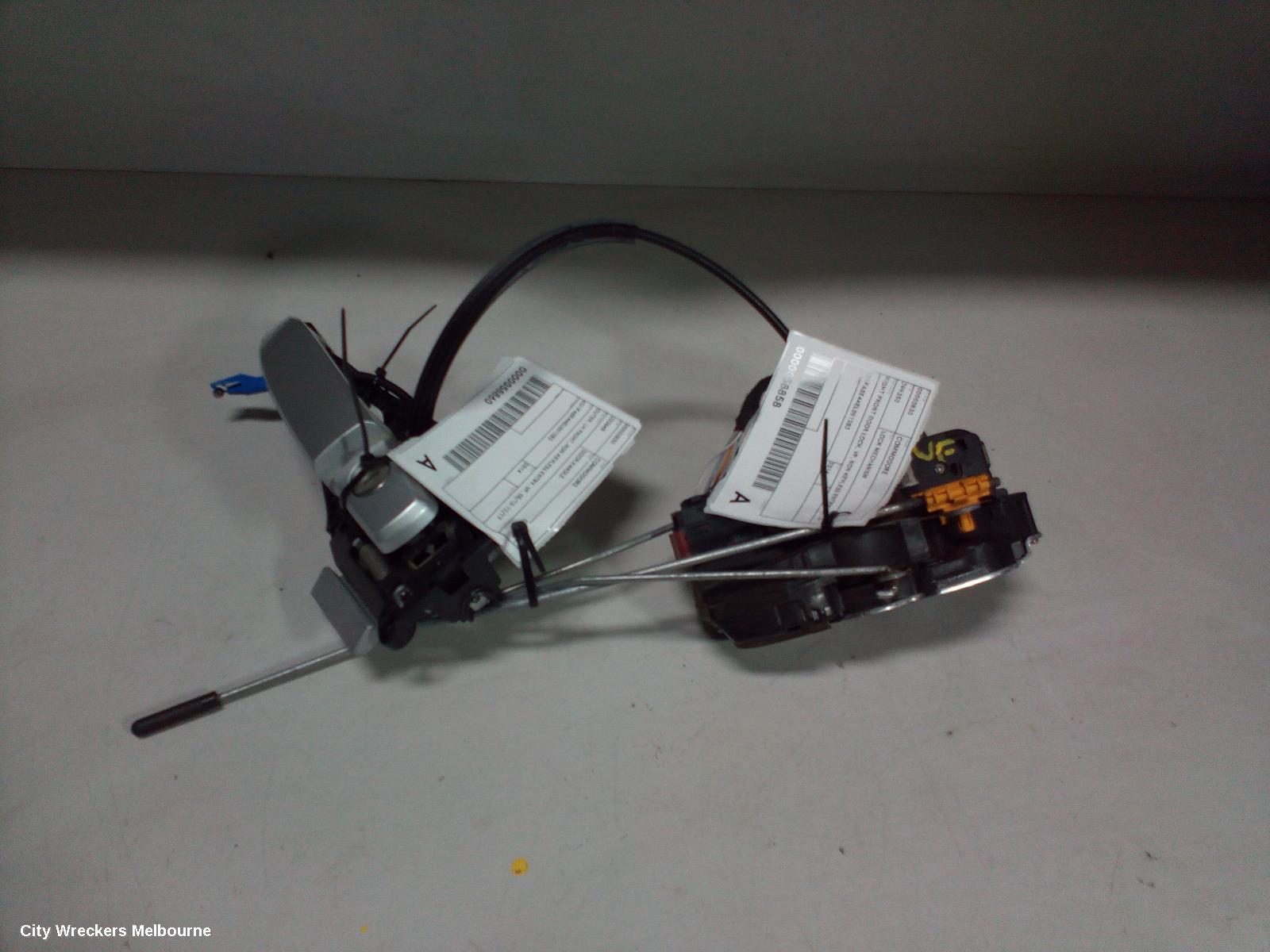 HOLDEN COMMODORE DOOR/BOOT/GATE LOCK, RIGHT FRONT DOOR LOCK, VF, NON KEYLESS ENTRY, 05/2013 - 12/2017