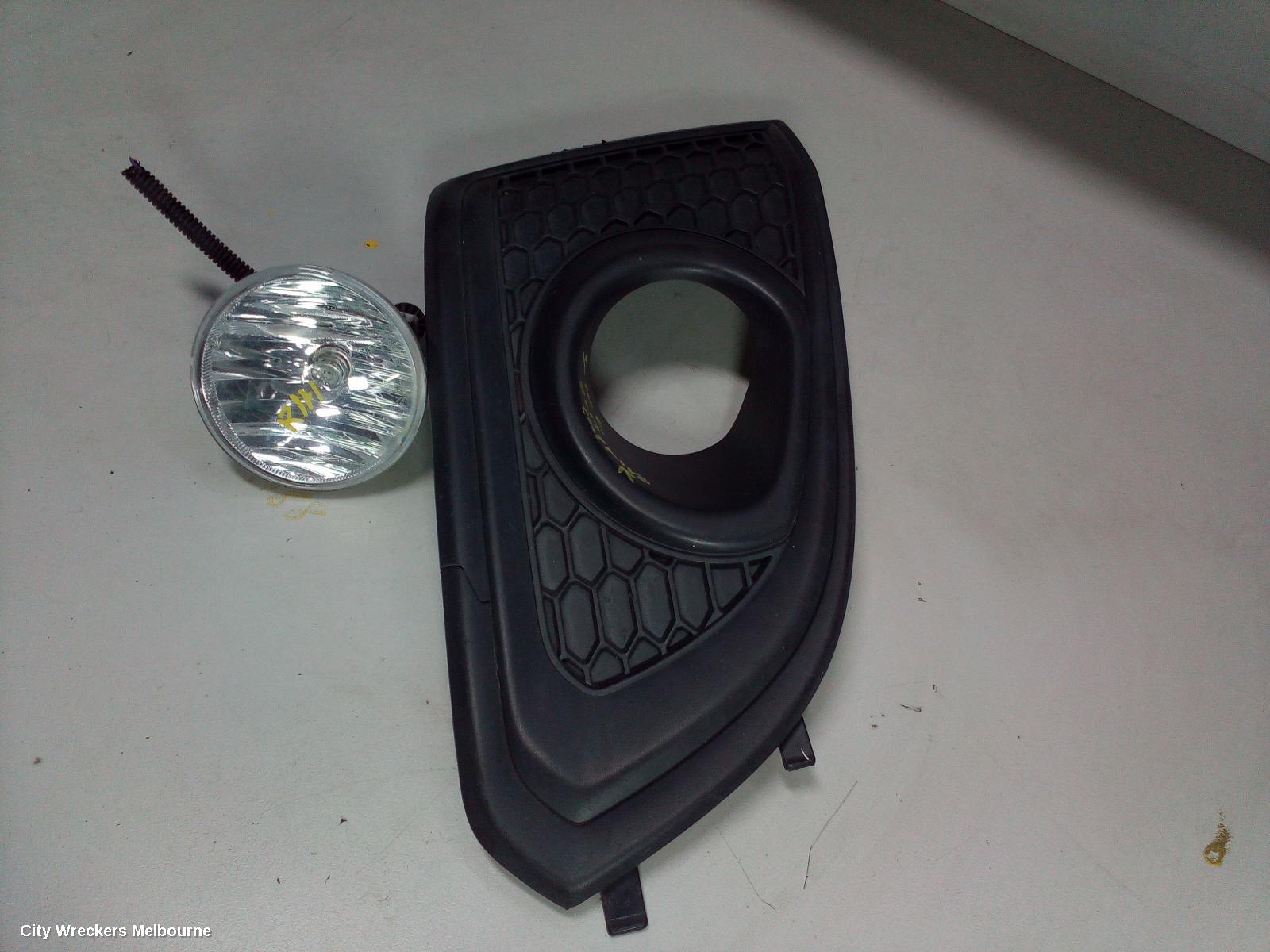 HOLDEN CAPTIVA RIGHT INDICATOR/FOG/SIDE, BUMPER FOGLAMP, CG, 01/2011 - 06/2018
