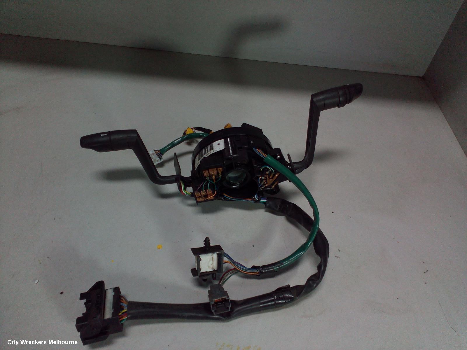 FORD TERRITORY COMBINATION SWITCH, STANDARD TYPE, SX-SY MKII, 05/2004 - 04/2011