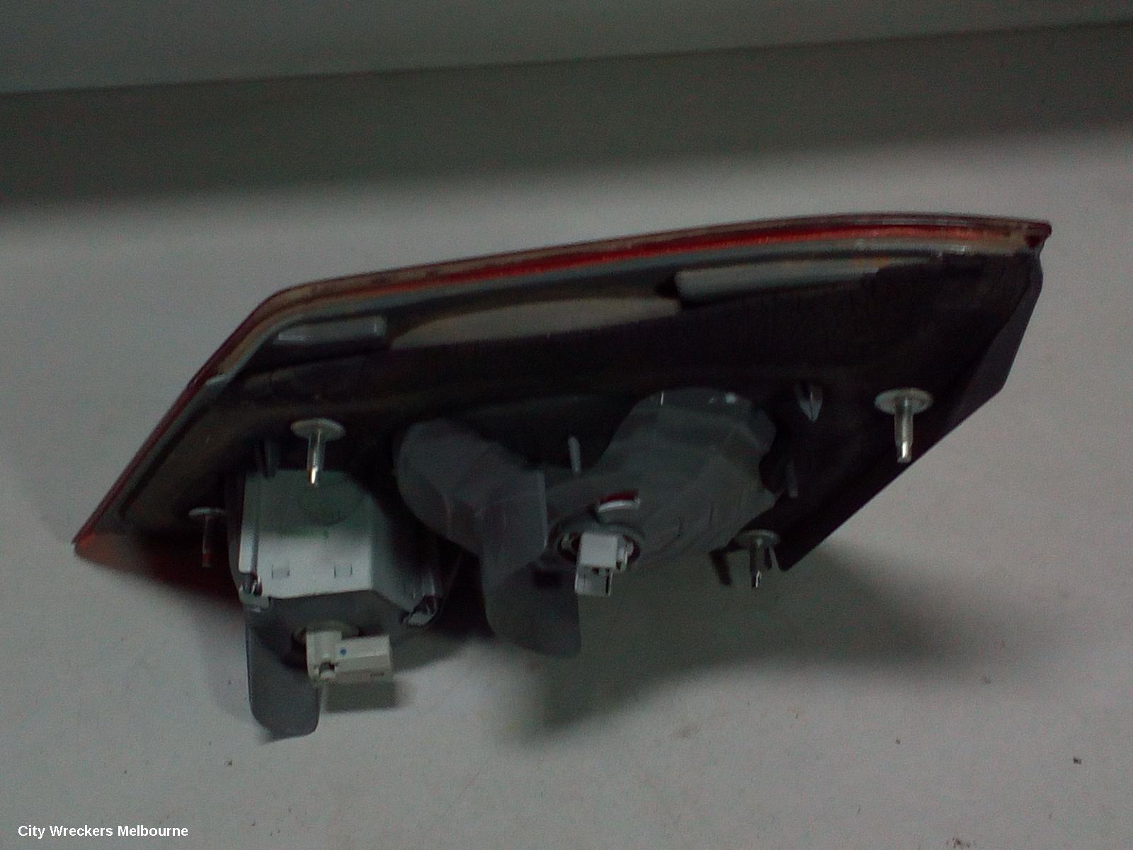 HONDA CIVIC REAR GARNISH, BOOTLID LAMP (LH SIDE), 8TH GEN, 02/2006 - 12/2008