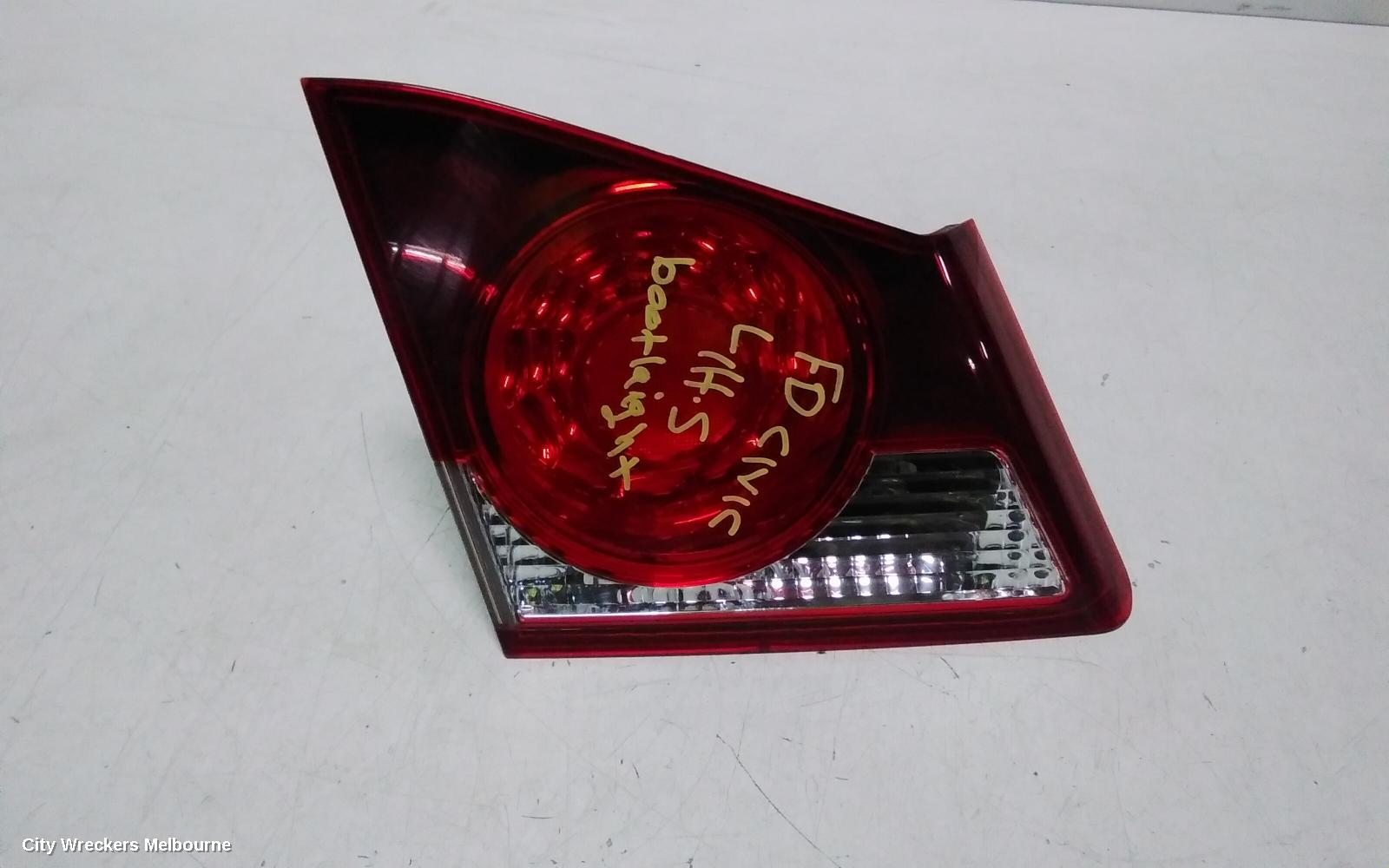 HONDA CIVIC REAR GARNISH, BOOTLID LAMP (LH SIDE), 8TH GEN, 02/2006 - 12/2008