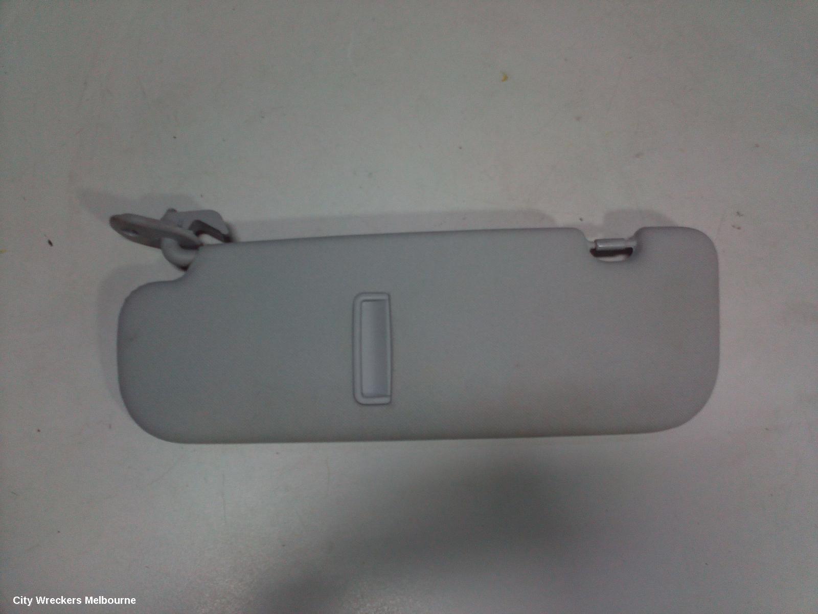 HYUNDAI VELOSTER SUNVISOR, FS, RH SIDE, GREY, W/ MIRROR & LAMP TYPE, 12/2011 - 02/2018