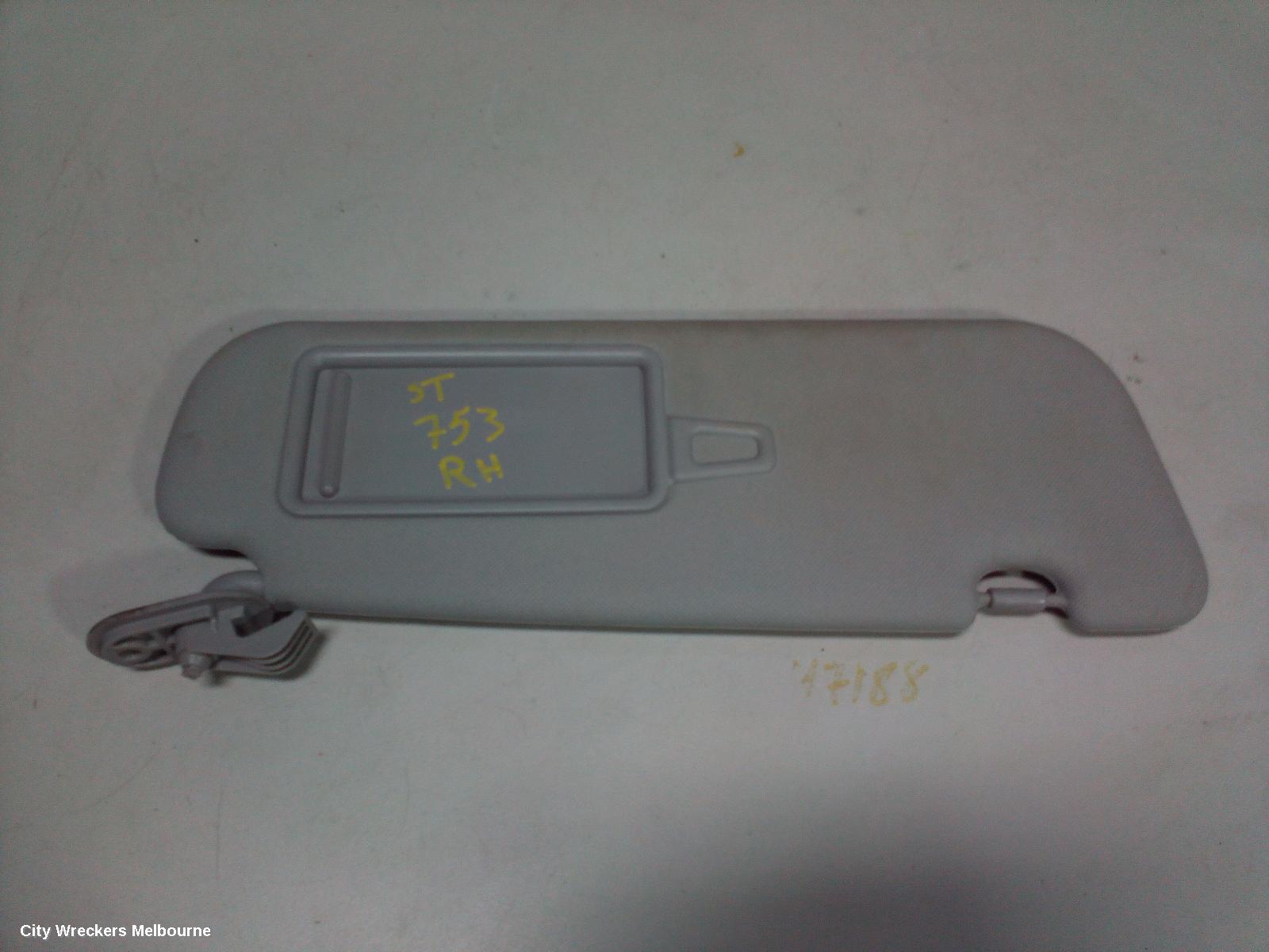 HYUNDAI VELOSTER SUNVISOR, FS, RH SIDE, GREY, W/ MIRROR & LAMP TYPE, 12/2011 - 02/2018