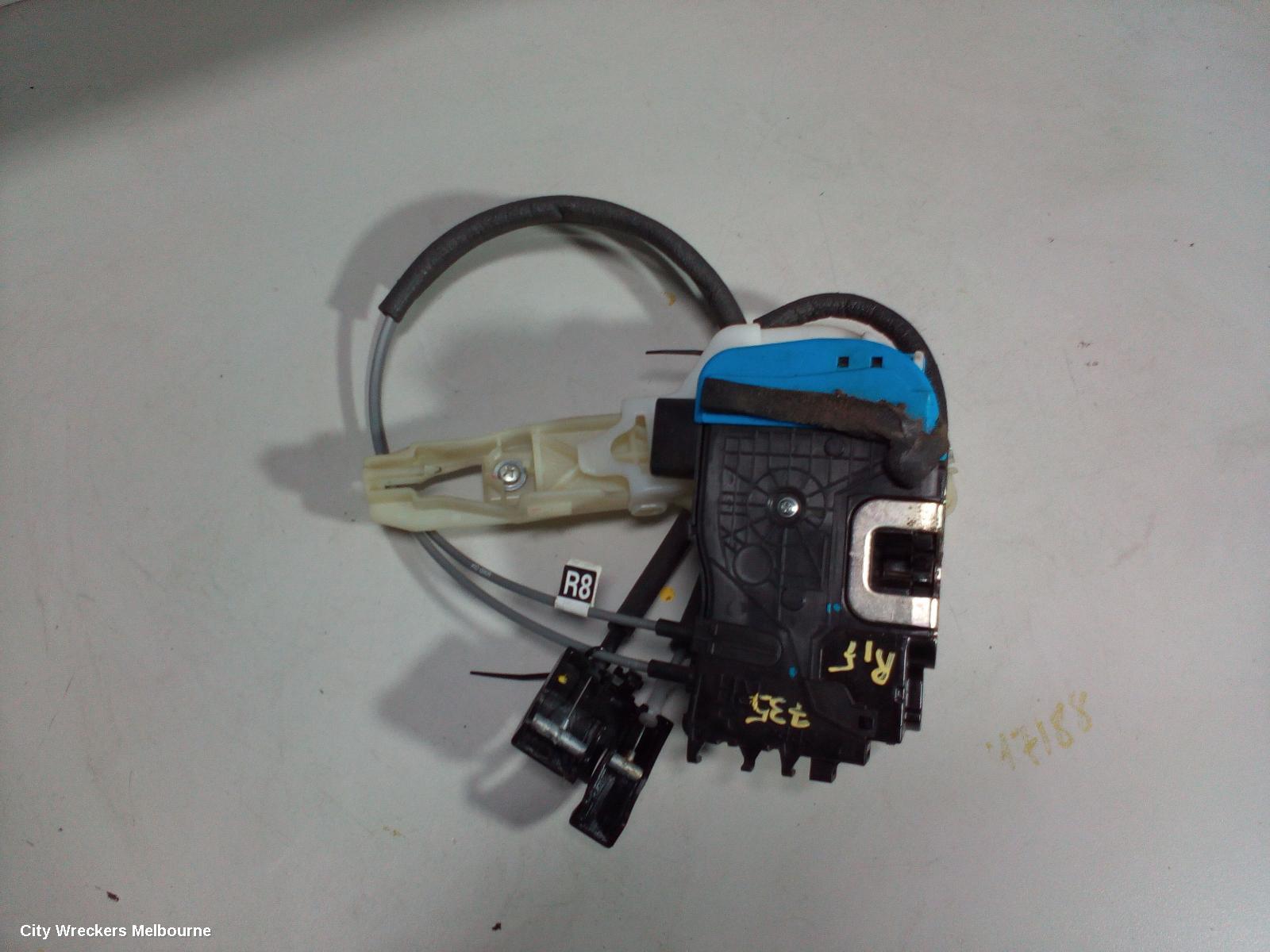 HYUNDAI VELOSTER DOOR/BOOT/GATE LOCK, RIGHT FRONT DOOR LOCK, FS, NON KEYLESS ENTRY TYPE, 12/2011 - 02/2018