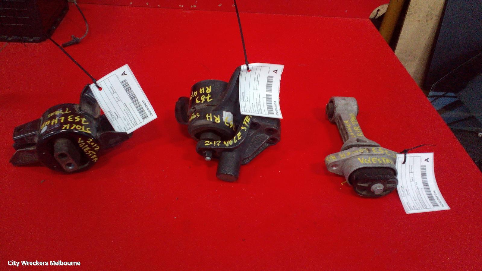 HYUNDAI VELOSTER MOUNT, FS, 10/2011 - 08/2019