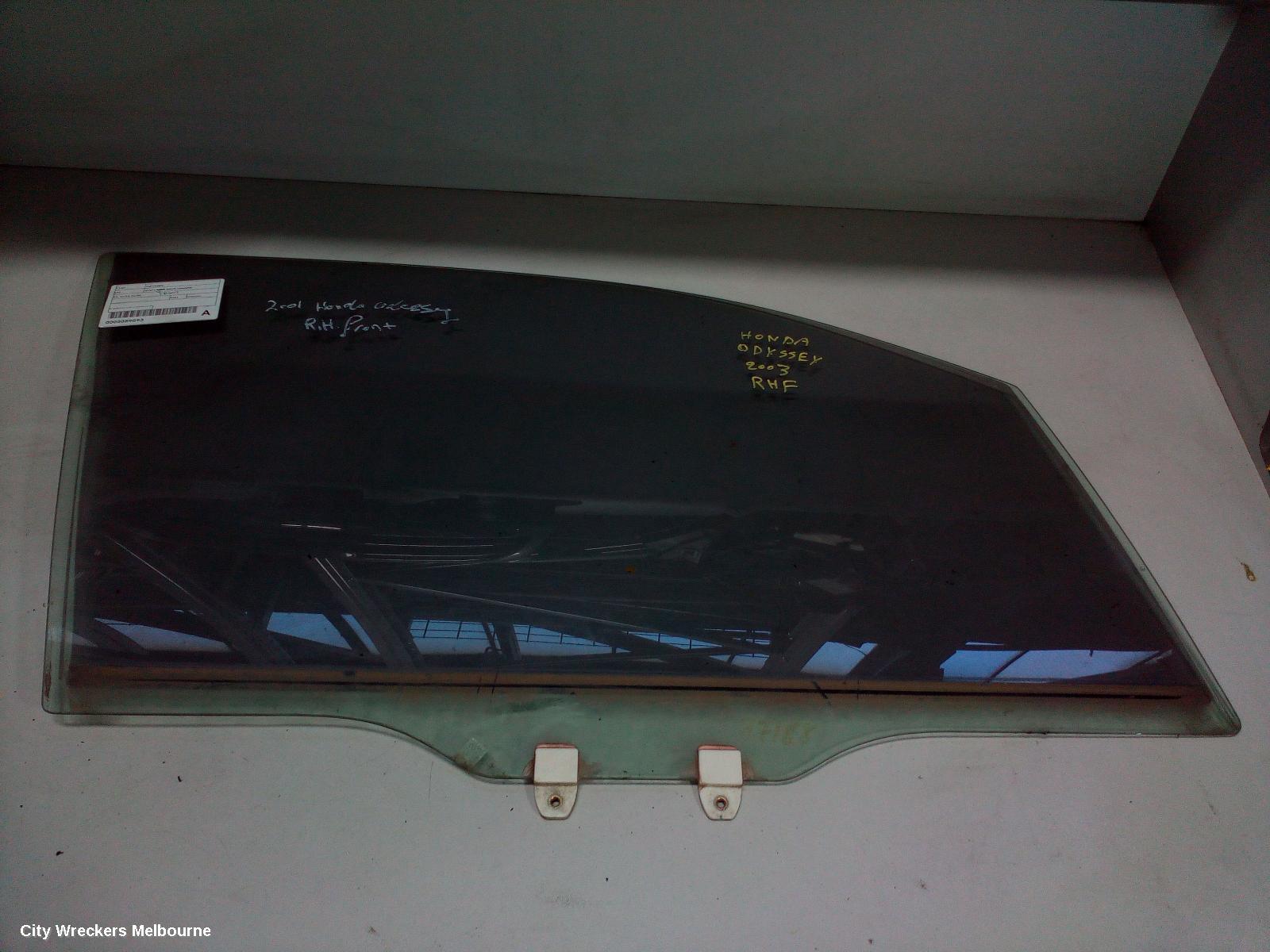 HONDA ODYSSEY RIGHT FRONT DOOR WINDOW, RA, 04/2000 - 06/2004