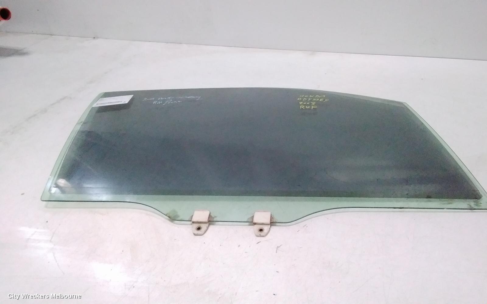 HONDA ODYSSEY RIGHT FRONT DOOR WINDOW, RA, 04/2000 - 06/2004