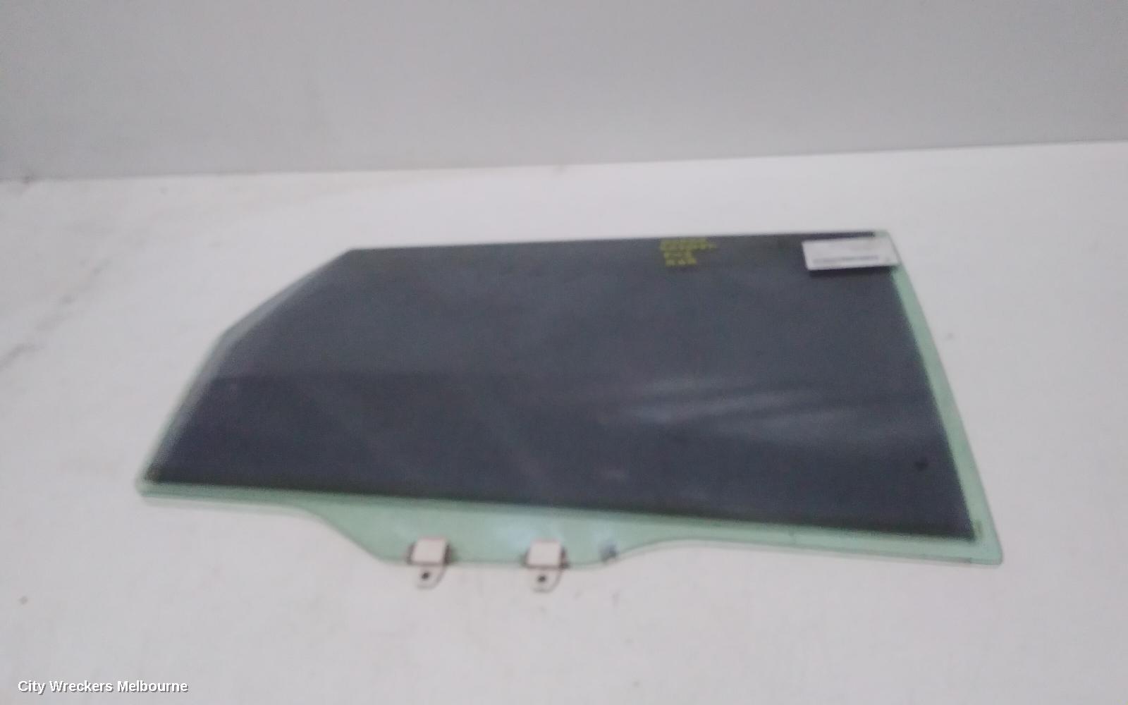 HONDA ODYSSEY RIGHT REAR DOOR WINDOW, RA, 04/2000 - 06/2004