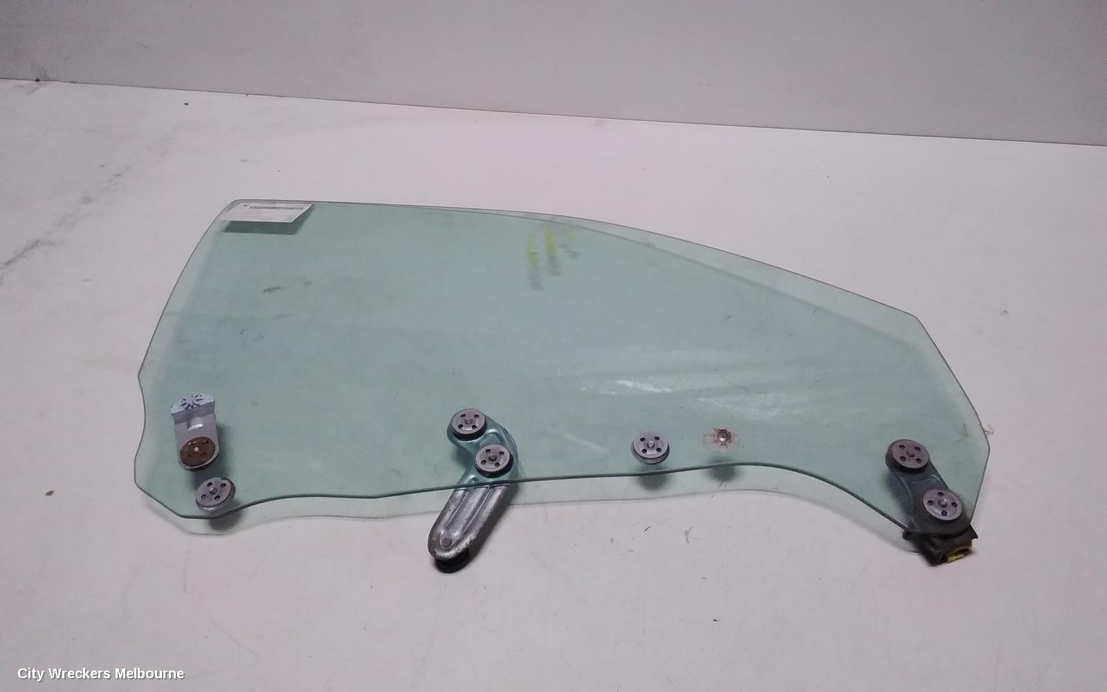 SUBARU IMPREZA RIGHT FRONT DOOR WINDOW, HATCH, 10/2000 - 04/2007
