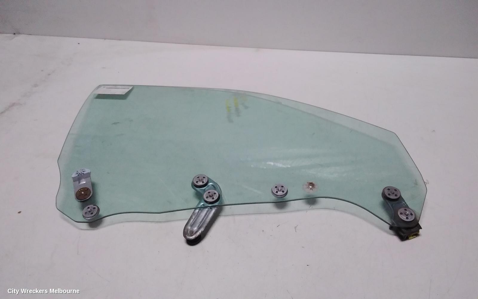 SUBARU IMPREZA RIGHT FRONT DOOR WINDOW, HATCH, 10/2000 - 04/2007