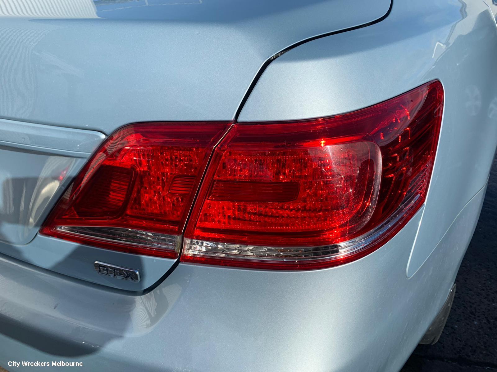 TOYOTA AURION REAR GARNISH, BOOTLID LAMP (RH SIDE), AT-X/PRODIGY/PRESARA, GSV40R, 09/2009 - 03/2012