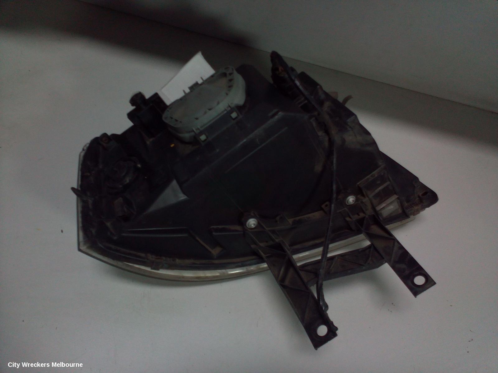 VOLKSWAGEN TRANSPORTER LEFT HEADLAMP, T5, TRANSPORTER/KOMBI, 08/2004 - 10/2010