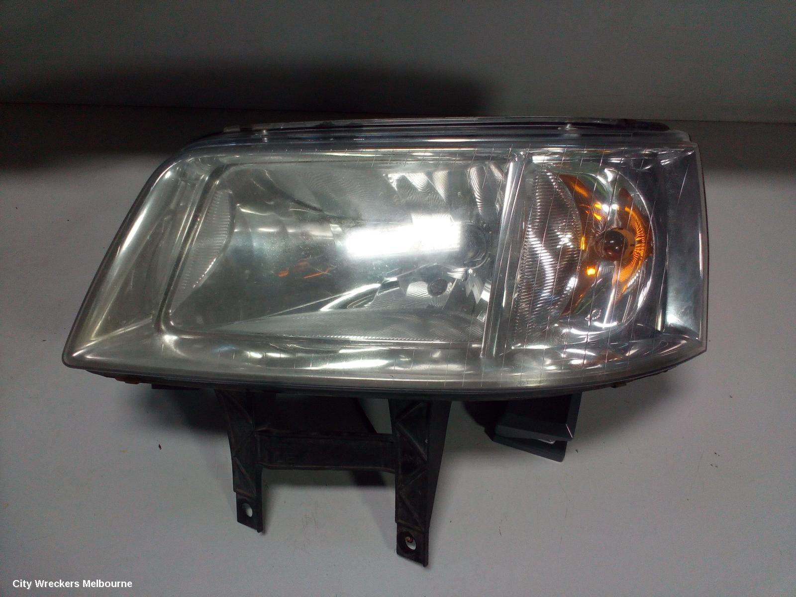 VOLKSWAGEN TRANSPORTER LEFT HEADLAMP, T5, TRANSPORTER/KOMBI, 08/2004 - 10/2010