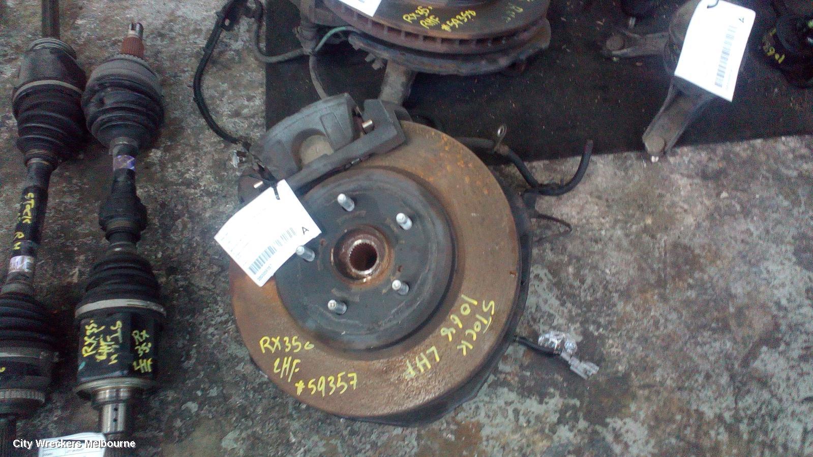 LEXUS RX SERIES LEFT FRONT HUB ASSEMBLY, MCU3/GSU3/MHU3#, 04/2003 - 11/2008