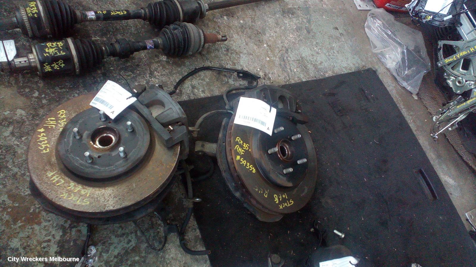 LEXUS RX SERIES LEFT FRONT HUB ASSEMBLY, MCU3/GSU3/MHU3#, 04/2003 - 11/2008