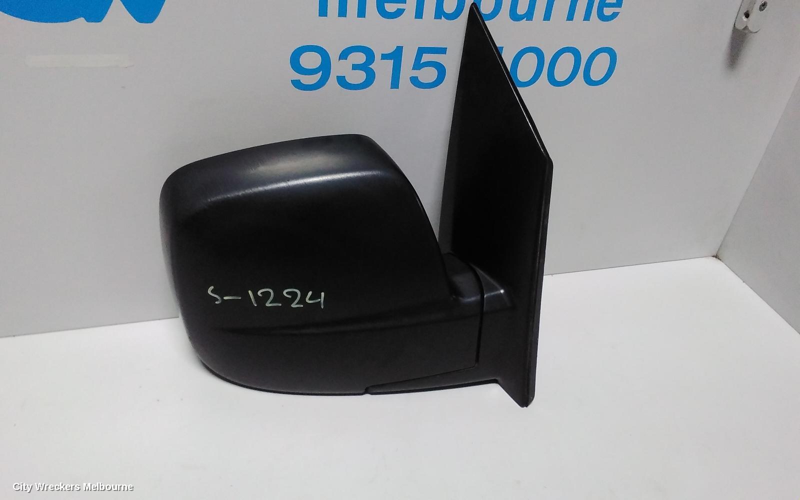 HYUNDAI ILOAD/IMAX RIGHT DOOR MIRROR, TQ, MANUAL FOLDING TYPE, 11/2007 ONWARDS