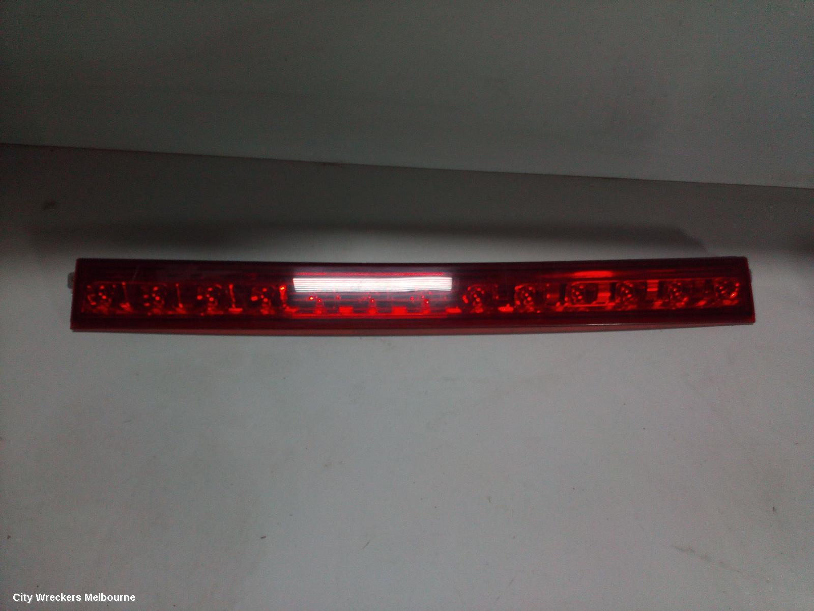 TOYOTA TARAGO REAR GARNISH, TAILGATE GARNISH (CENTRE), ACR50R, 03/2006 - 06/2020