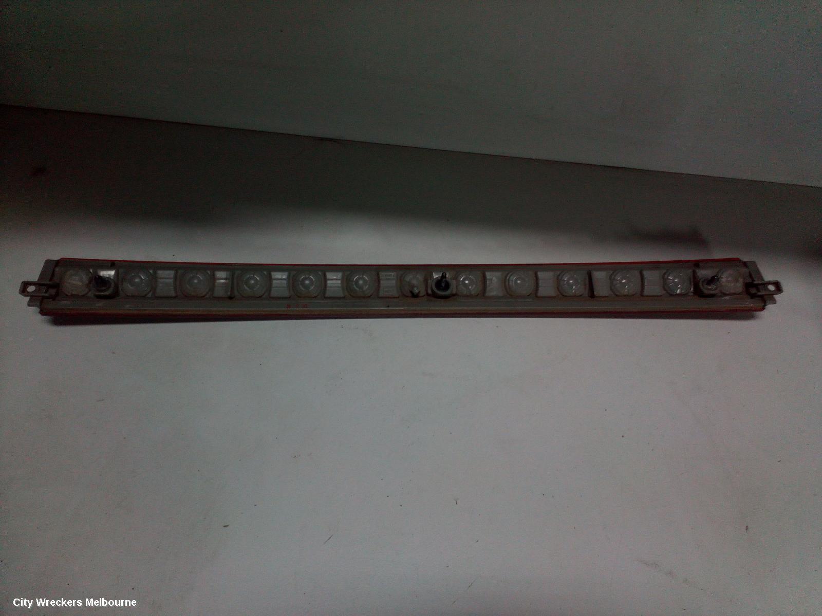 TOYOTA TARAGO REAR GARNISH, TAILGATE GARNISH (CENTRE), ACR50R, 03/2006 - 06/2020