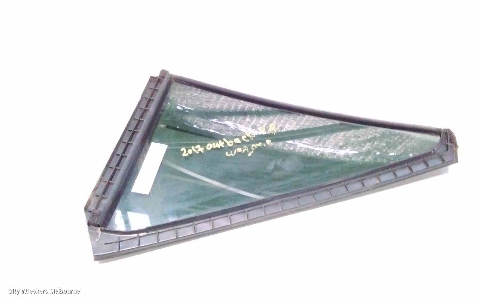 SUBARU OUTBACK RIGHT REAR 1/4 DOOR GLASS, 6TH GEN, 08/2014 ONWARDS