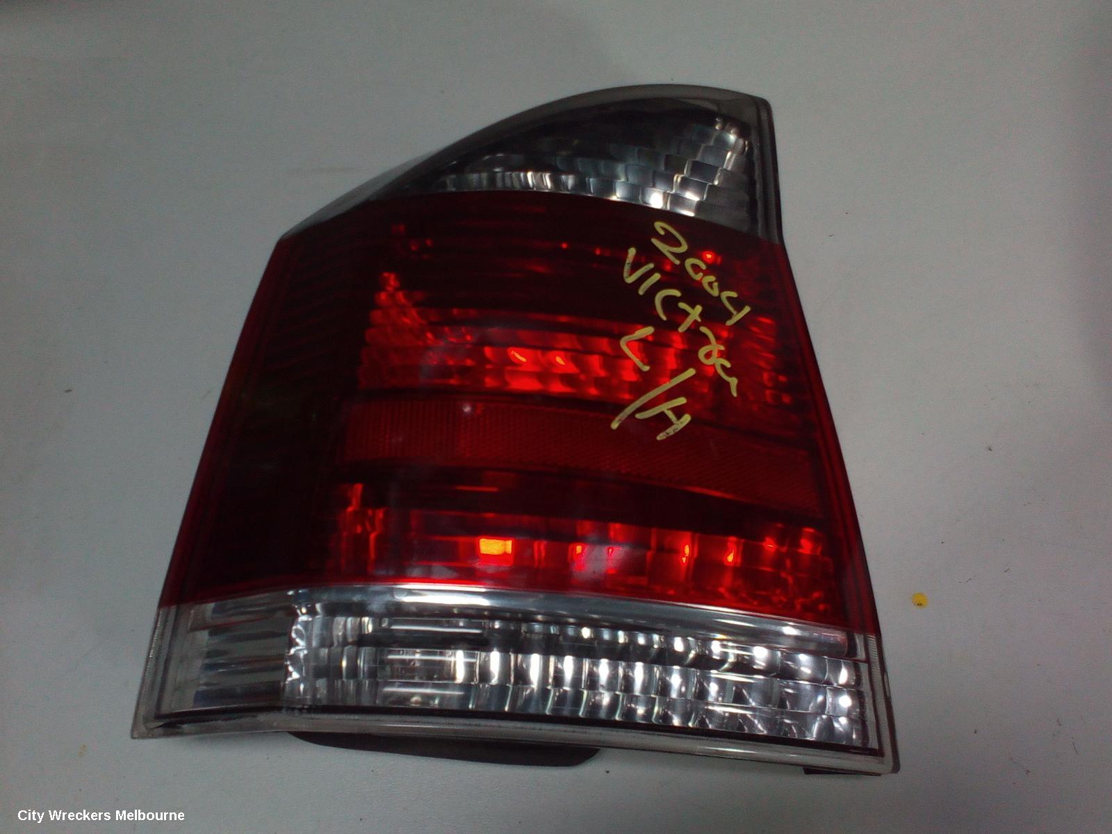 HOLDEN VECTRA LEFT TAILLIGHT, ZC, TOP LENSE CLEAR TYPE, 03/2003 - 12/2006