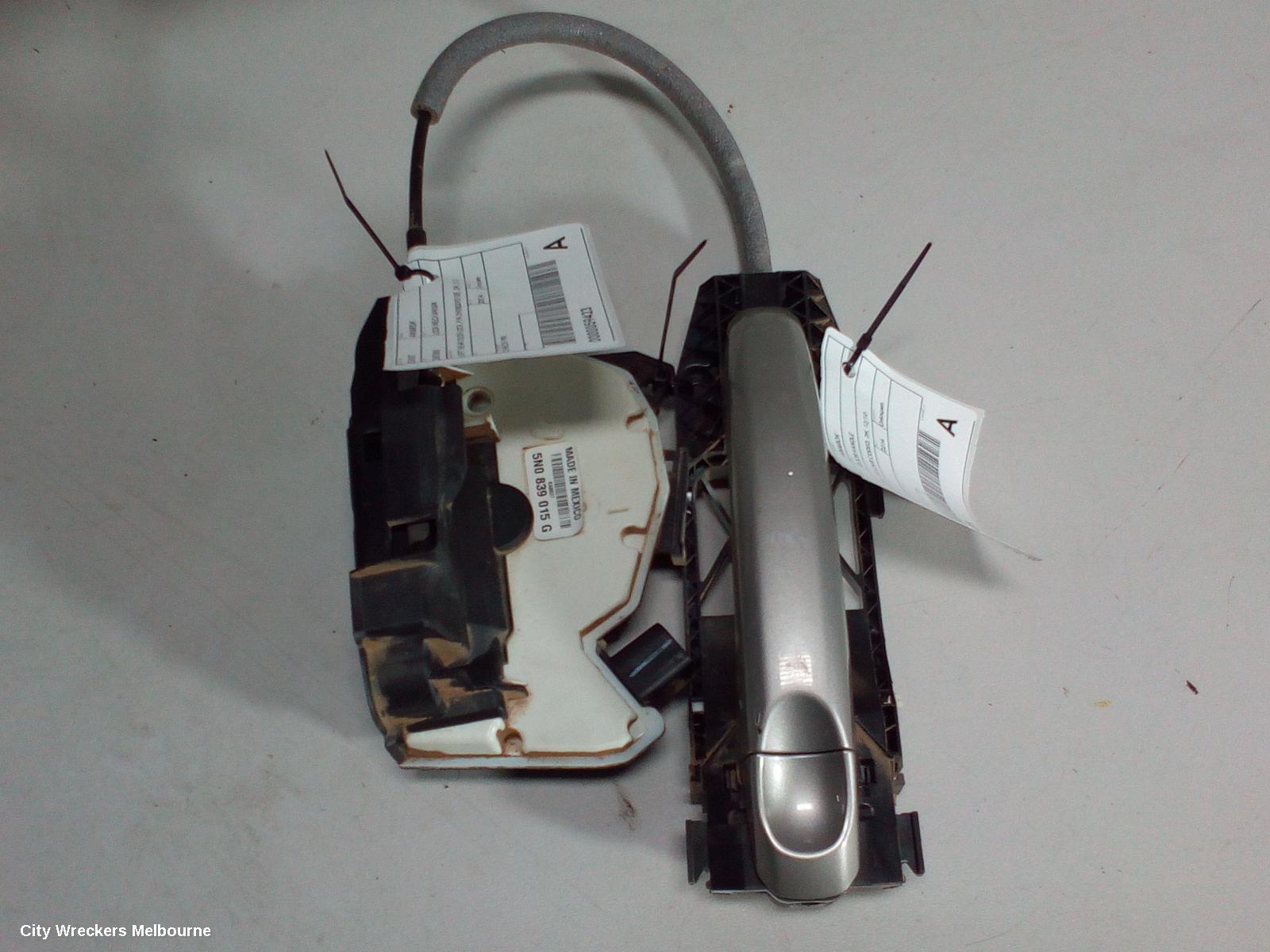 VOLKSWAGEN AMAROK DOOR HANDLE, OUTER, LH REAR, COLOUR CODED, 2H, 12/2010 ONWARDS