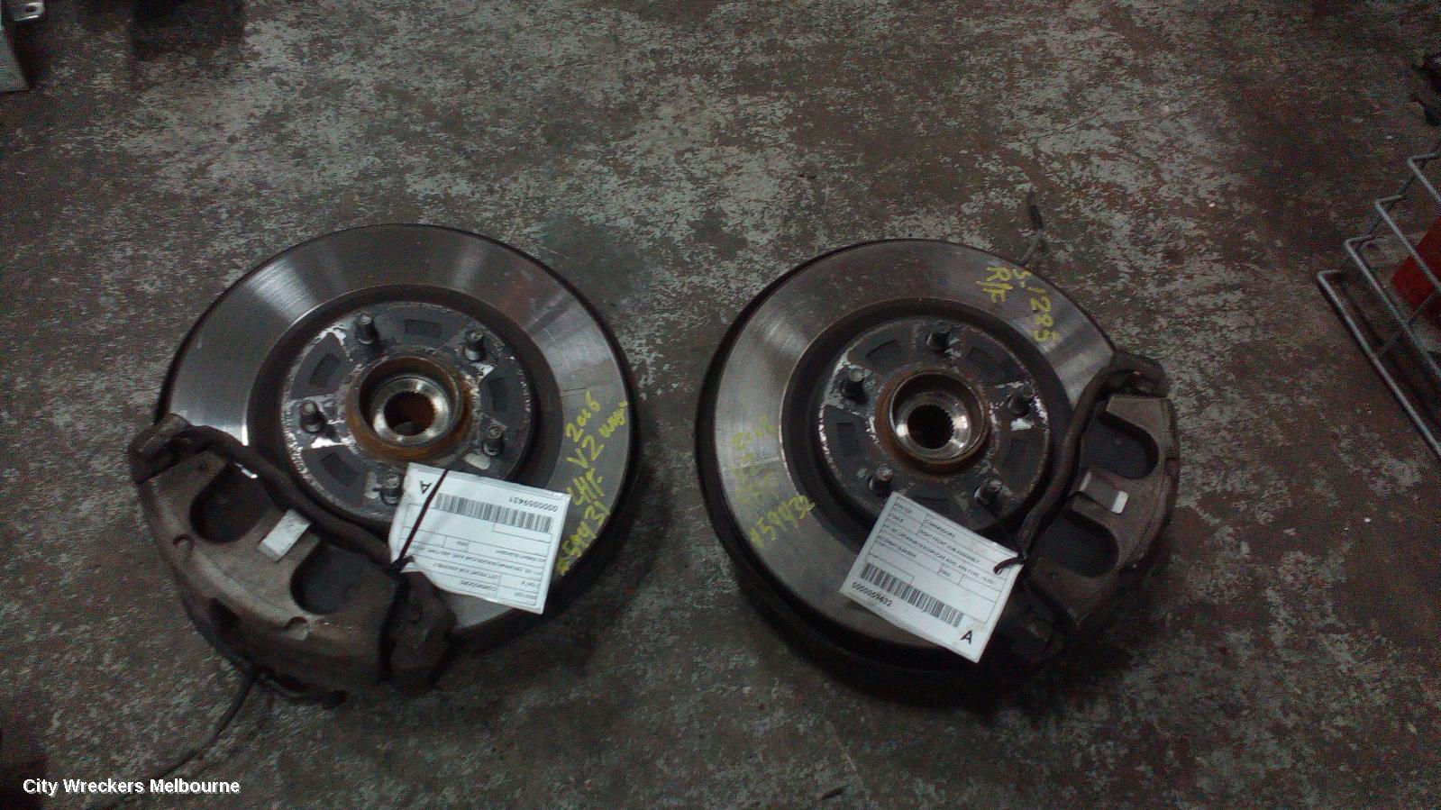 HOLDEN COMMODORE RIGHT FRONT HUB ASSEMBLY, VY1-VZ, CREWMAN/WAGON/CAB AWD, ABS TYPE, 10/2002 - 09/2007