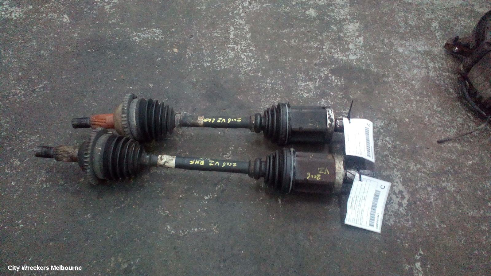 HOLDEN COMMODORE RIGHT DRIVESHAFT, FRONT, AWD, VY2-VZ, 10/2003 - 09/2007