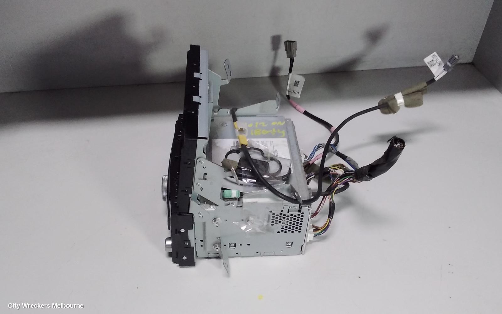 SUBARU LIBERTY RADIO/CD/DVD/SAT/TV, DVD/SAT NAV, 5TH GEN, FUJITSU, HEAD UNIT ONLY,  07/2009 - 11/2014