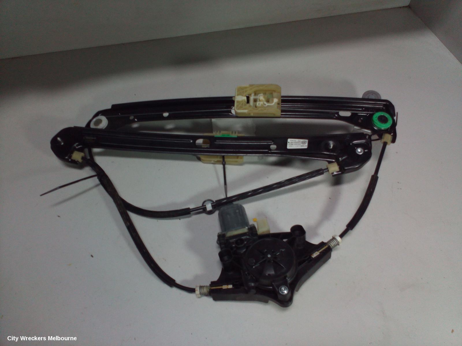 VOLKSWAGEN GOLF RIGHT FRONT WINDOW REG/MOTOR, GEN 7, 5DR HATCH/WAGON, 03/2013 - 08/2020