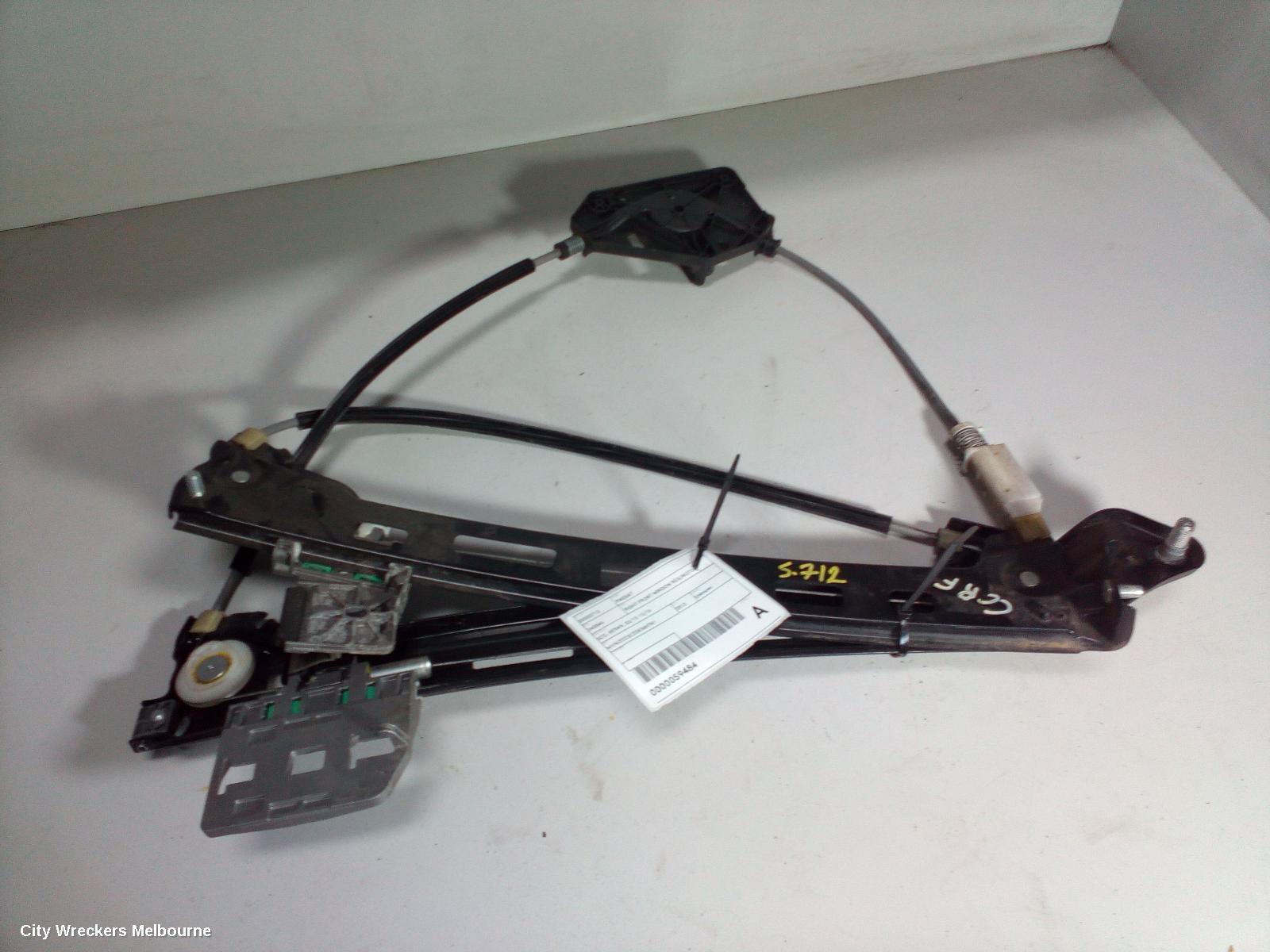 VOLKSWAGEN PASSAT RIGHT FRONT WINDOW REG/MOTOR, 3CC, SEDAN, 03/2012 - 12/2016