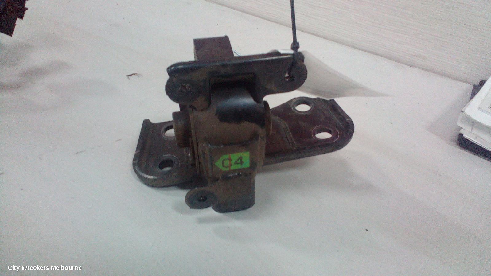 TOYOTA COROLLA MOUNT, ZRE182R 10/2012 - 06/2018