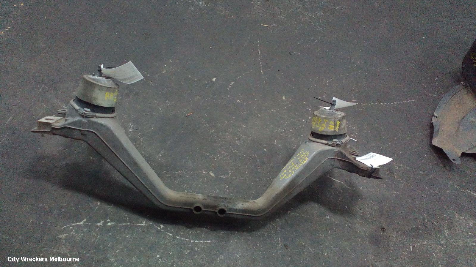 AUDI Q7 MOUNT, ENGINE MOUNT (LH SIDE), DIESEL, 3.0, TURBO, 4L, 09/2006 - 08/2015
